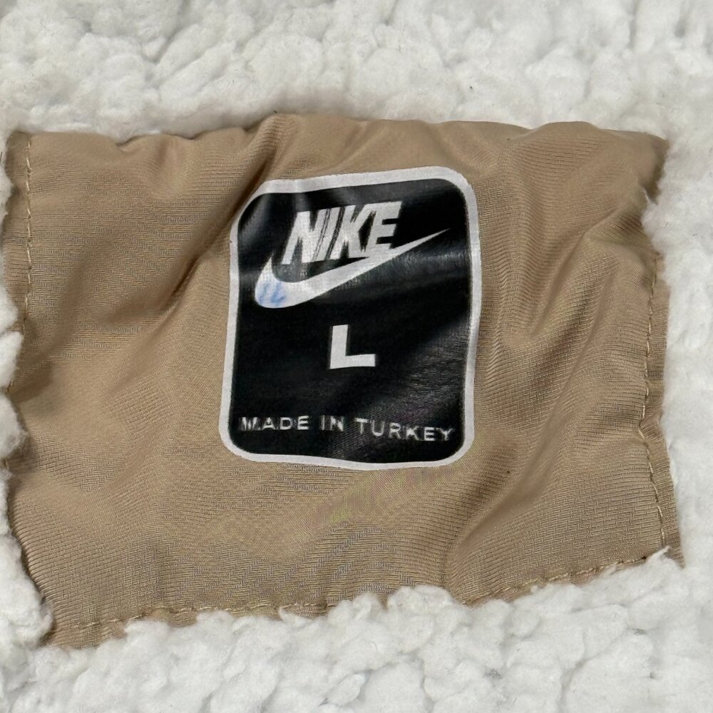 Nike Gray And Green Performance Jacket - image 2